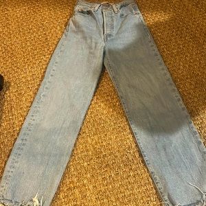 Levi's® Premium
RIBCAGE STRAIGHT ANKLE WOMEN'S JEANS